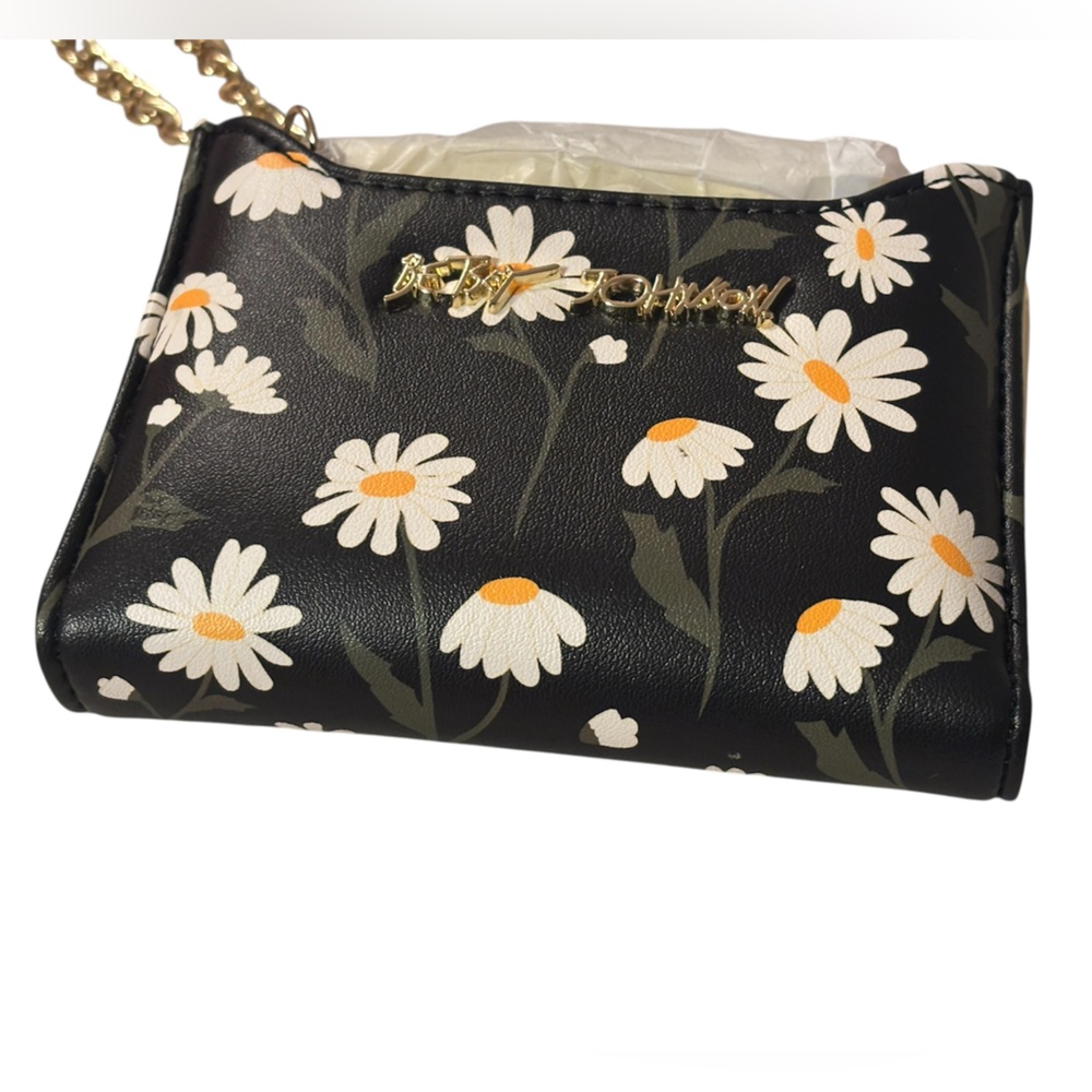 Betsey Johnson Daisy chain wallet - Picture 2 of 5